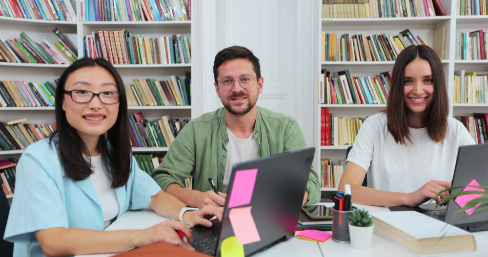 Education Advisory Team